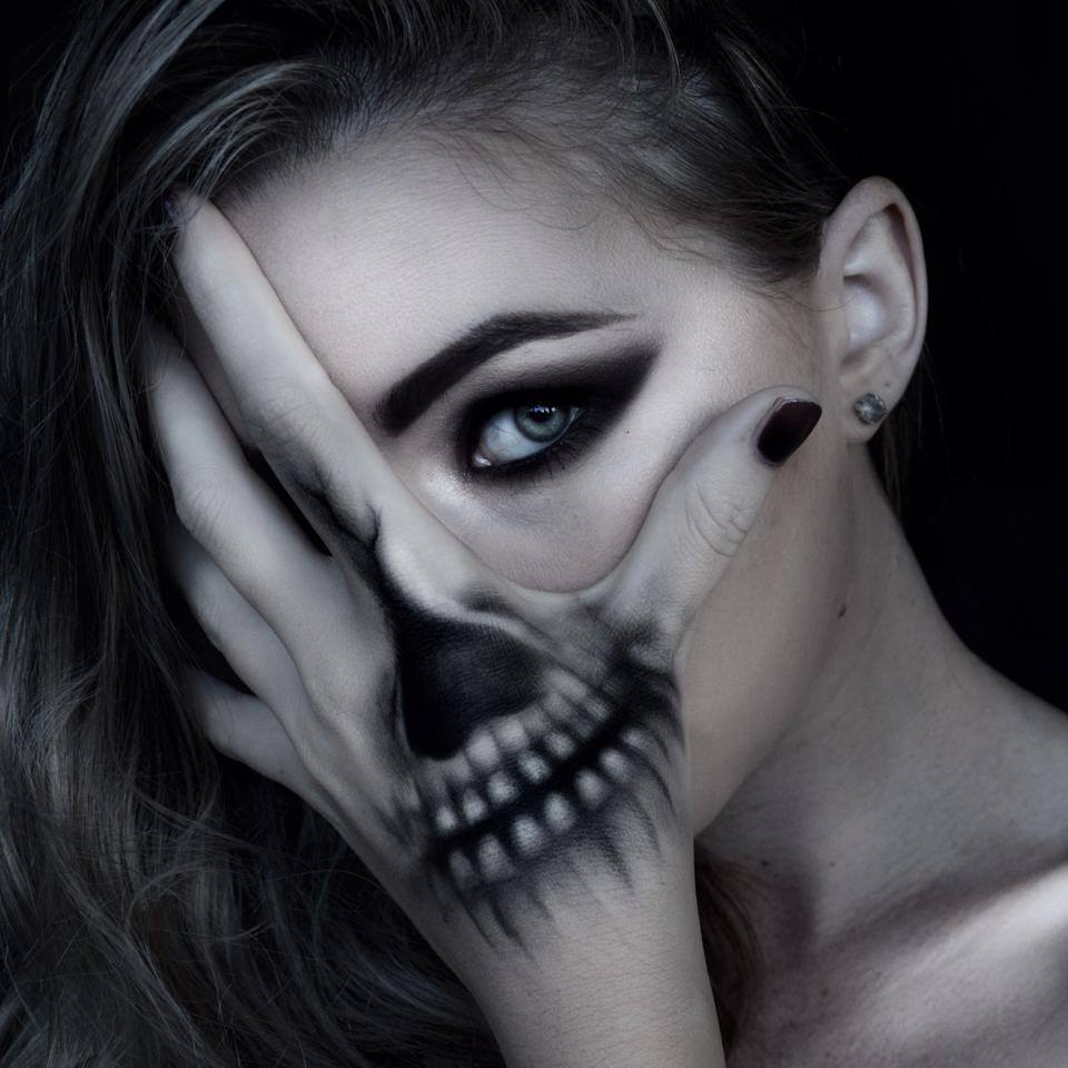 Skull makeup by Morganne Foster 